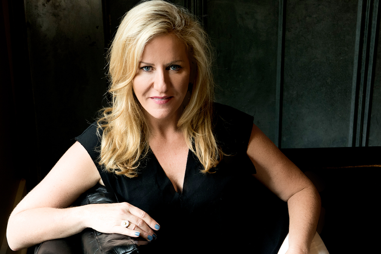 Love the blue nails! Kelly Ford, co-host of America's Morning Show on The NASH