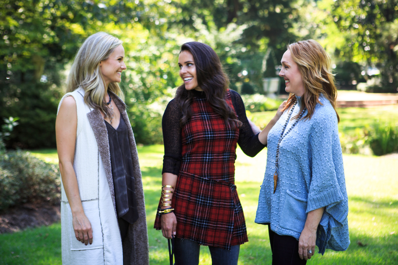 Our models this month are Art on Fire committee members (L-R) Ellie Norris and Mary Conley and co-chiar Melinda Liles. Our models this month are Art on Fire committee members (L-R) Ellie Norris and Mary Conley and co-chiar Melinda Liles.