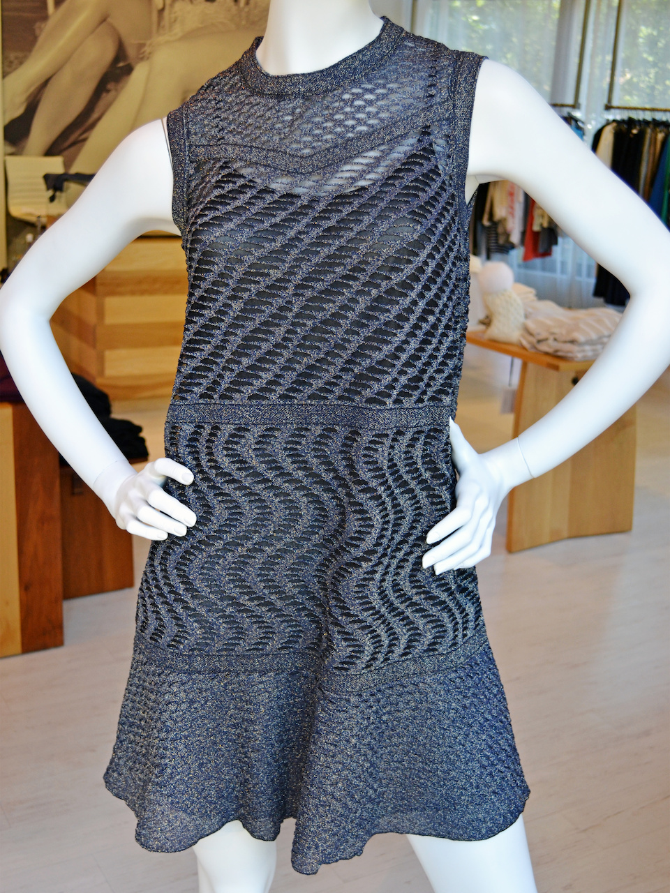 The knit overlay on this dress is a gorgeous color. What to wear to events in Louisville in October