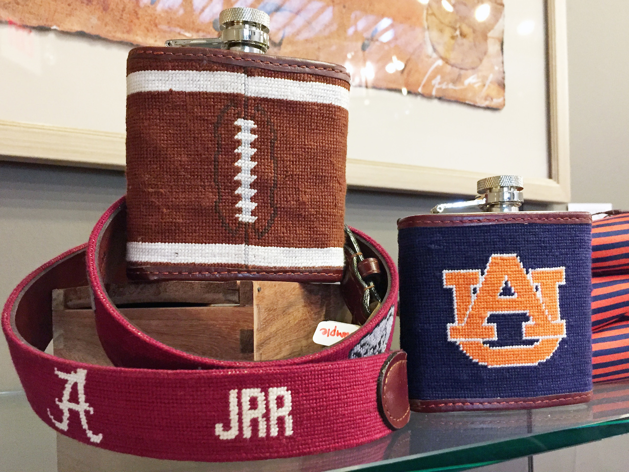 football flask Football flask|styleblueprint.com