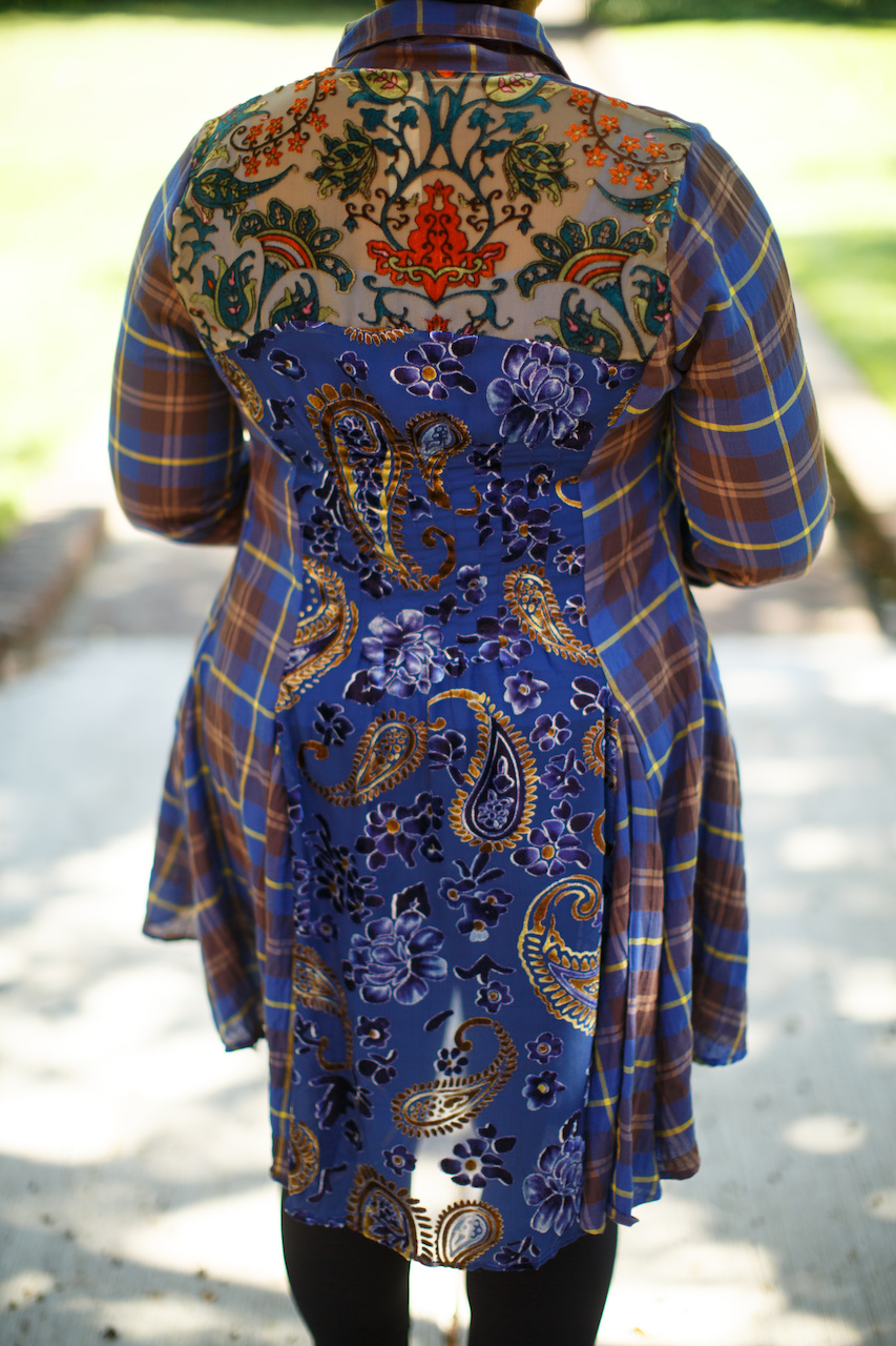 We love the details on the back of this Aratta blouse From Lansky 126, that Andria is wearing! We love the details on the back of this Aratta blouse From Lansky 126, that Andria is wearing!