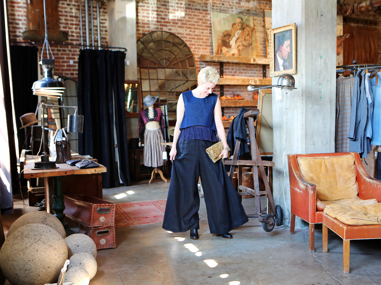 Palazzo pants and a crop hint at Cara's cute figure with style. This vogue look is everything we want in chic comfort!