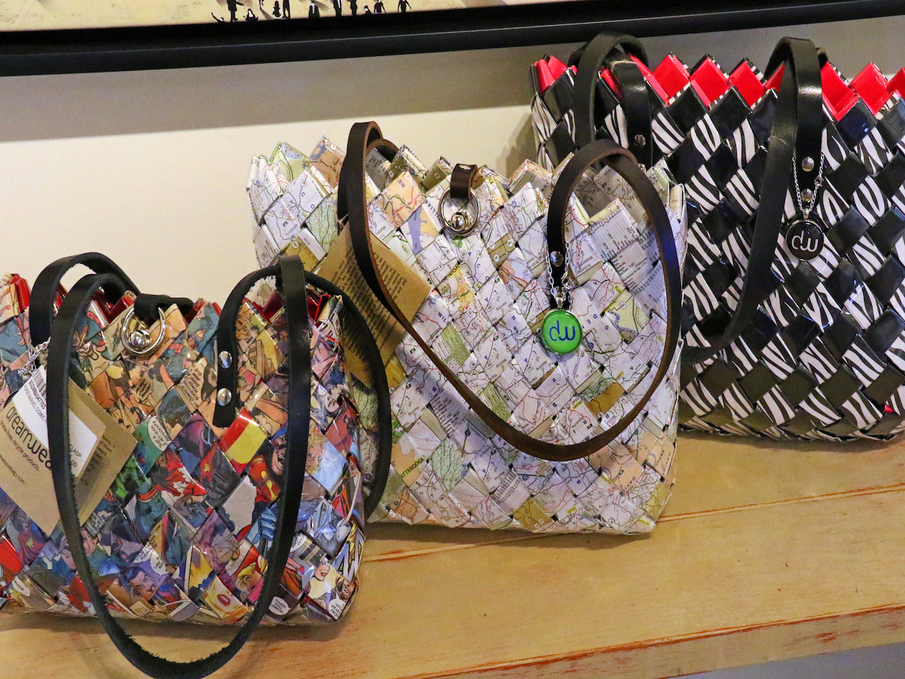Support local female inmates with these stylish bags at Bennett Galleries! Support local female inmates with these stylish bags at Bennett Galleries!