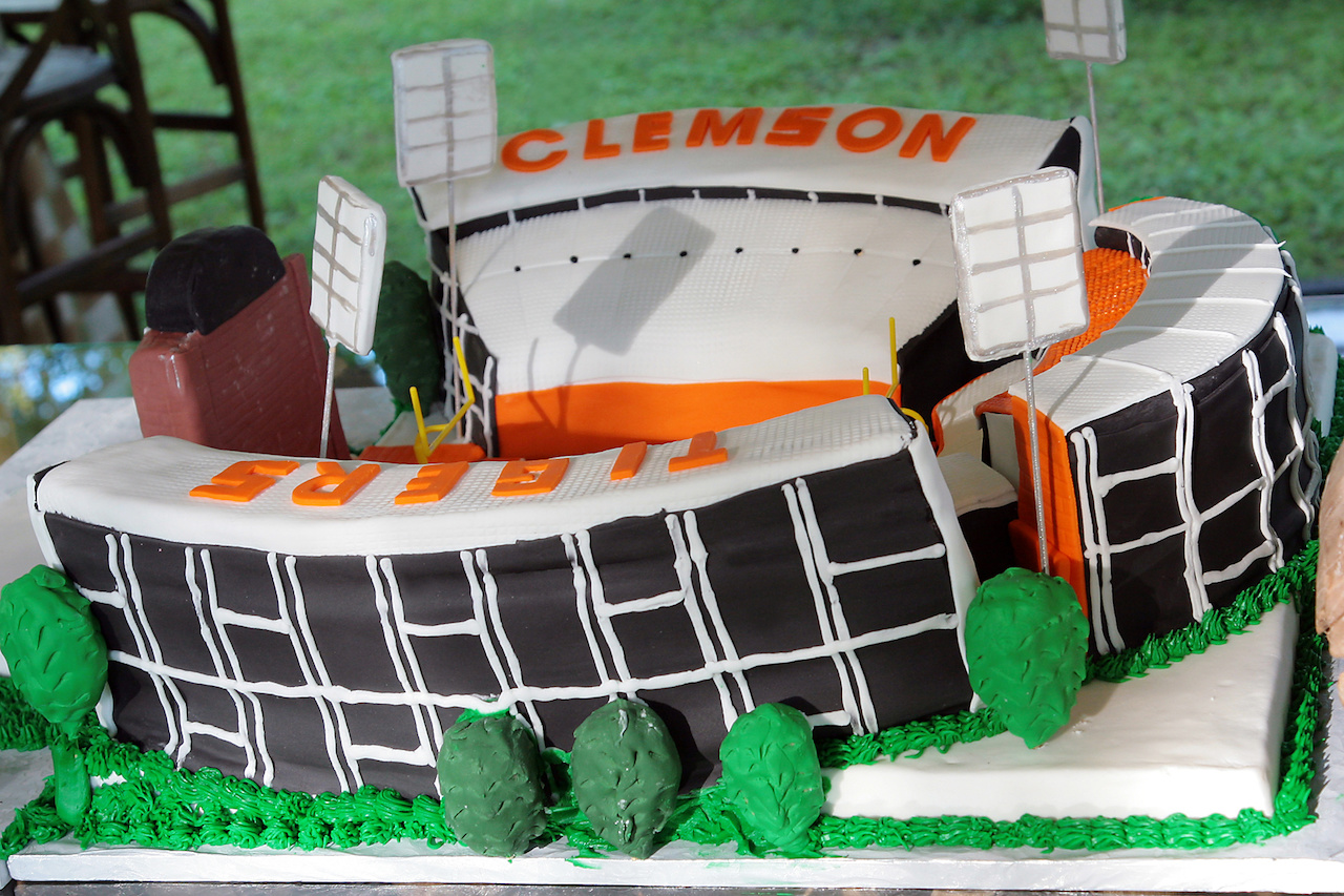 The perfect cake for a Clemson football fan! The perfect cake for a Clemson football fan!