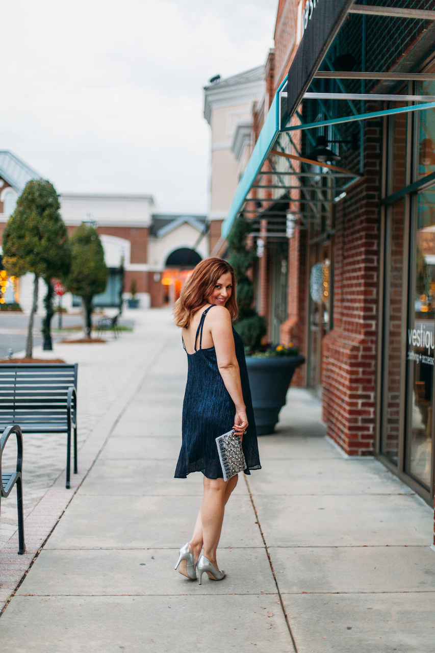 Blue holiday dress Blue holiday dress|styleblueprint.com