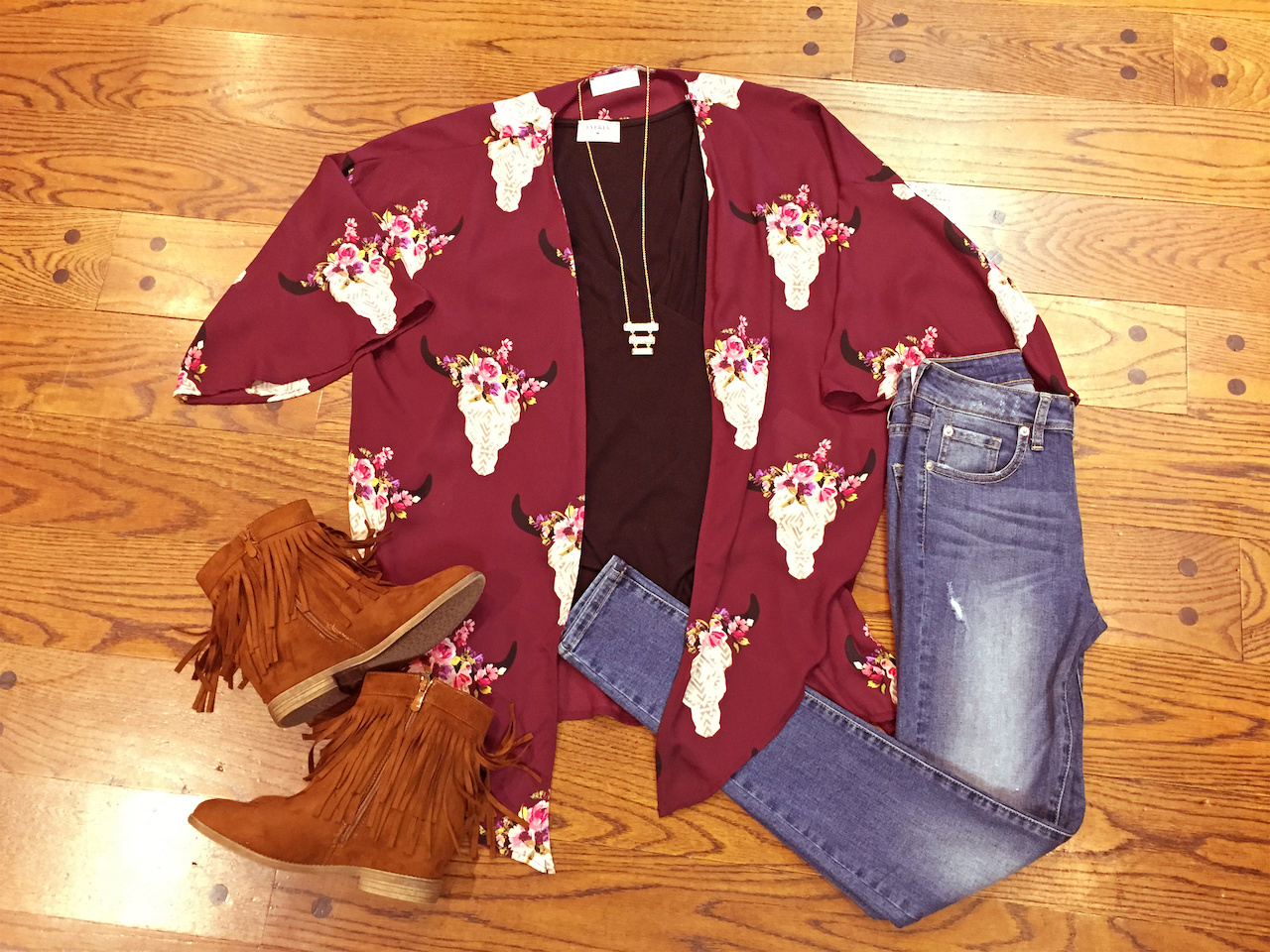 This kimono is fierce! Honey & Hazel Boutique styleblueprint atlanta