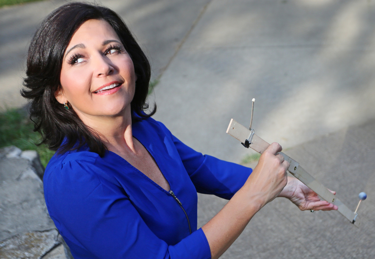 Janet comes equipped to share countless interesting exercises that demonstrate the enormity of the solar eclipse. Janet comes equipped to share countless interesting exercises that demonstrate the enormity of the solar eclipse.