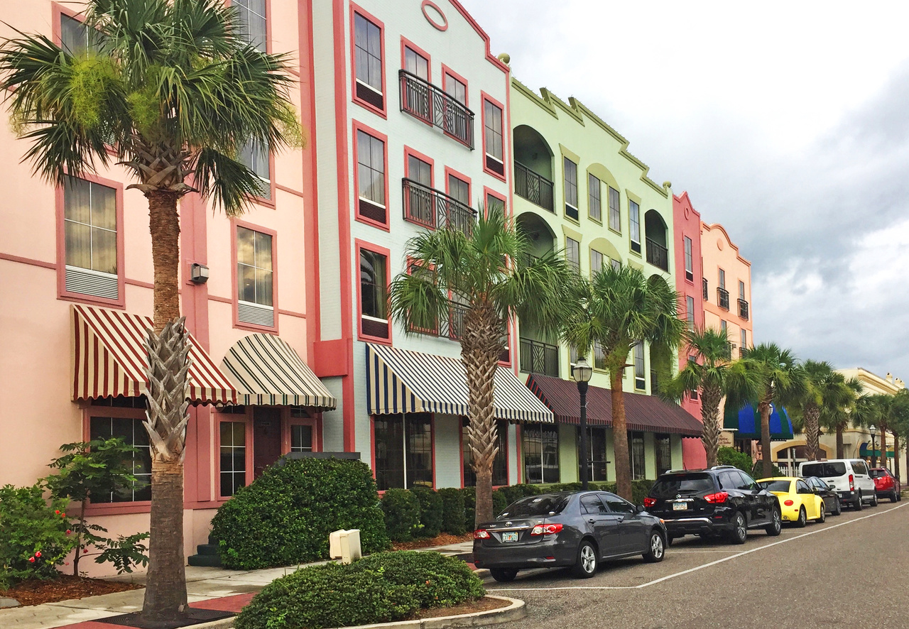 One block away from the dock for Greyfield Inn, the Hampton Inn in Fernandina Beach (http://hamptoninn3.hilton.com/en/hotels/florida/hampton-inn-and-suites-amelia-island-historic-harbor-front-AISHSHX/index.html )is a colorful, upscale choice from the hotel chain, and a likely option for anyone wanting to catch the 9:30 a.m. ferry. One block away from the dock for Greyfield Inn, the Hampton Inn in Fernandina Beach (http://hamptoninn3.hilton.com/en/hotels/florida/hampton-inn-and-suites-amelia-island-historic-harbor-front-AISHSHX/index.html )is a colorful, upscale choice from the hotel chain, and a likely option for anyone wanting to catch the 9:30 a.m. ferry.