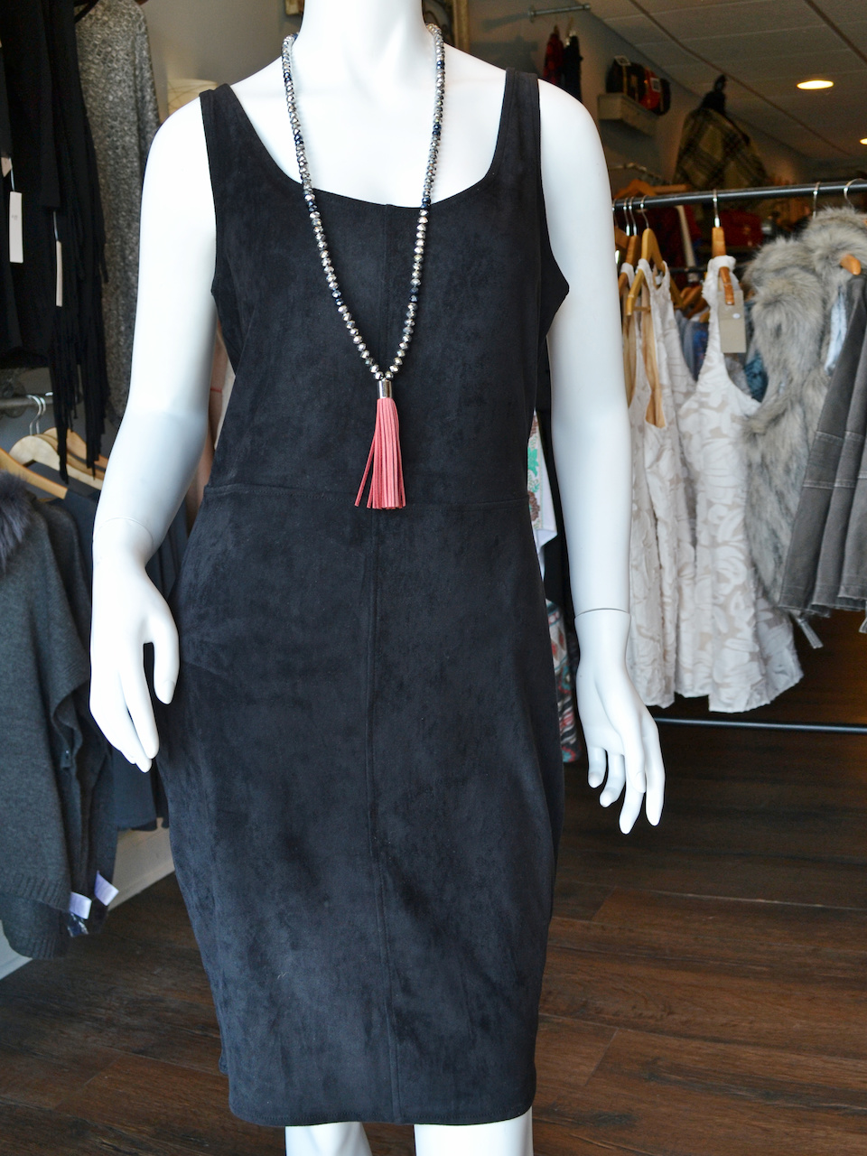 This can be worn year-round, dressy or casual What to wear to events in Louisville in October