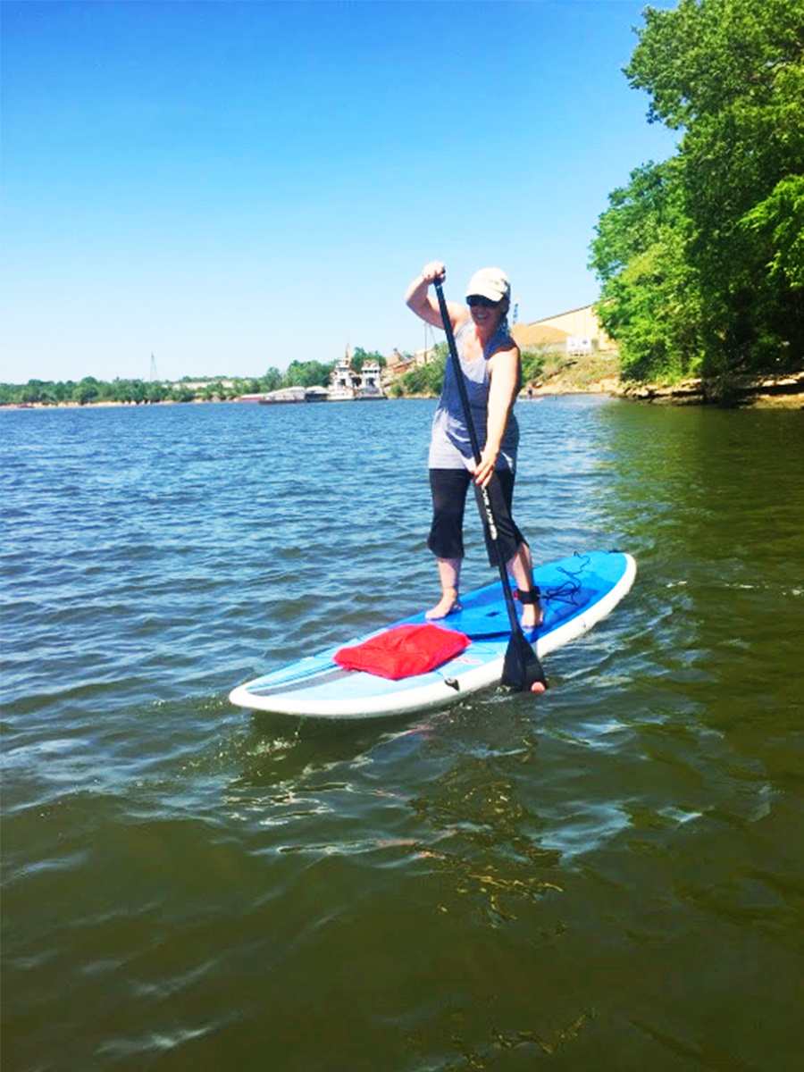 Paddling away on the Cumberland River ... Paddling away on the Cumberland River ...