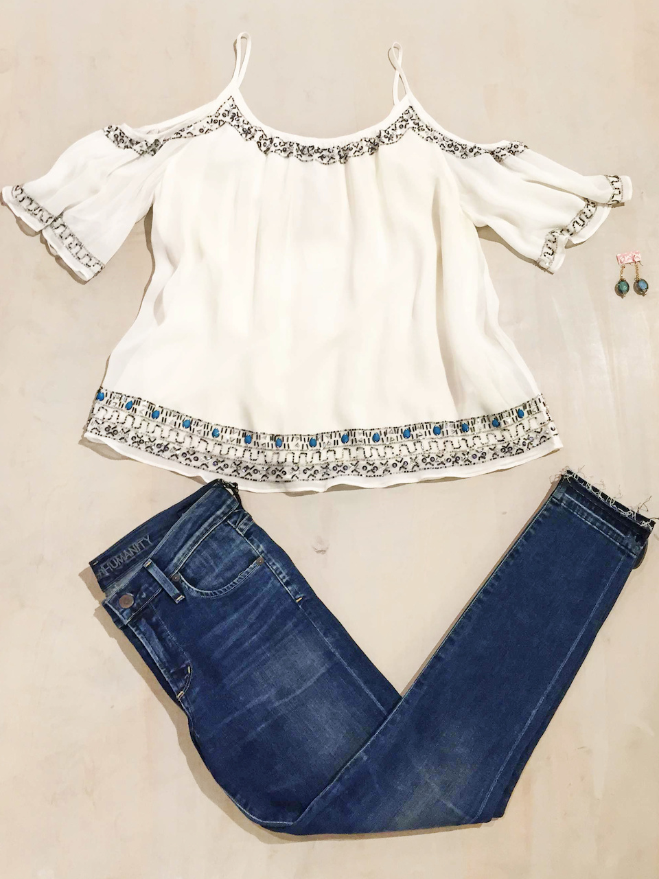 Cutout peasant tops are great for summer. Boogaloos What to Wear July 2016