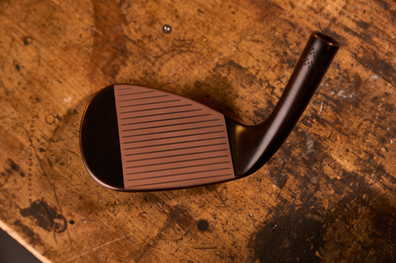 [온라인 단독] 오퍼스 플래티넘 크래프츠맨 컬렉션 웨지: 해머드 카퍼