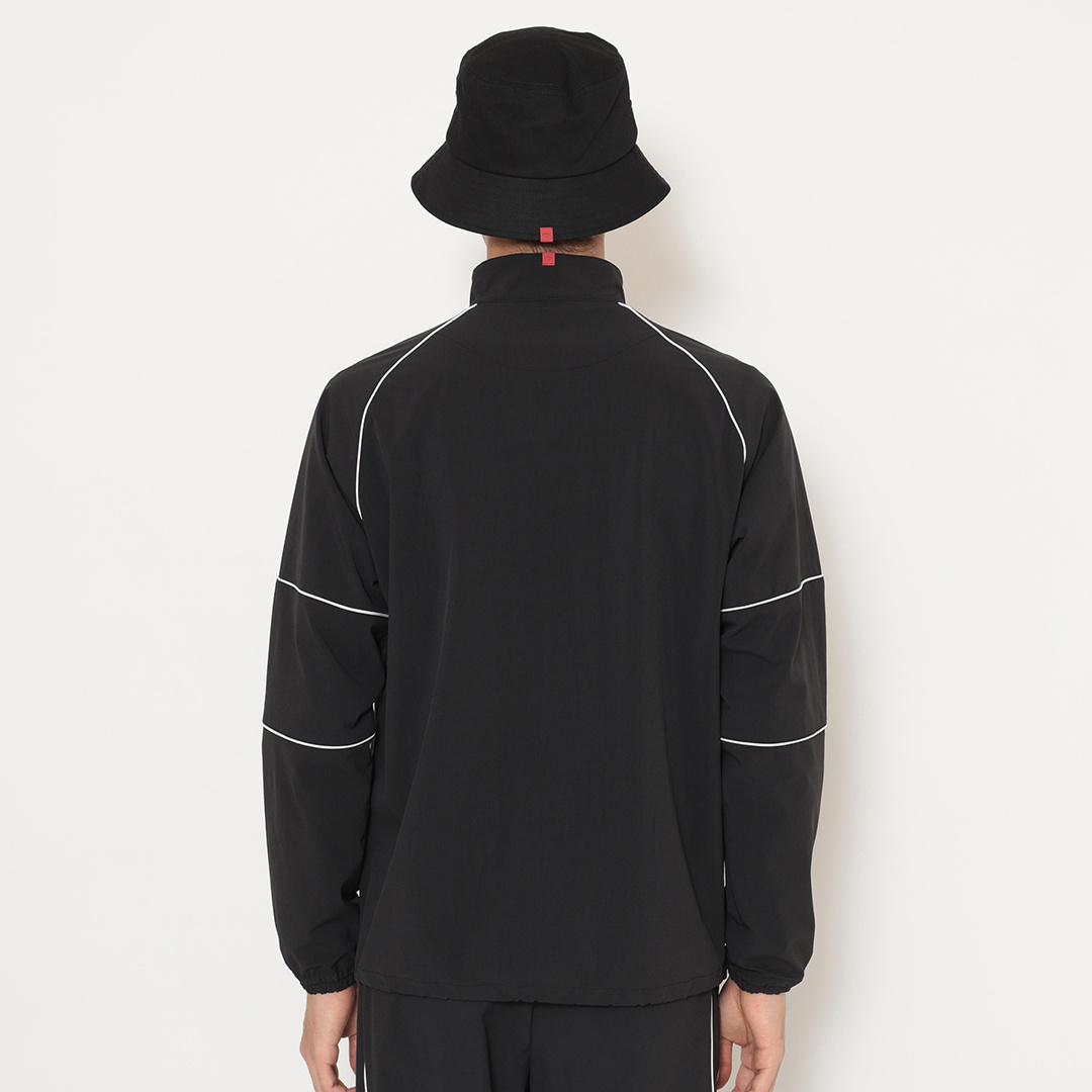 沖縄限定‼️新作FR2 GOLF ストレッチナイロンハーフジップトップ 沖縄限定‼️新作FR2 GOLF ストレッチナイロンハーフジップトップ 沖縄