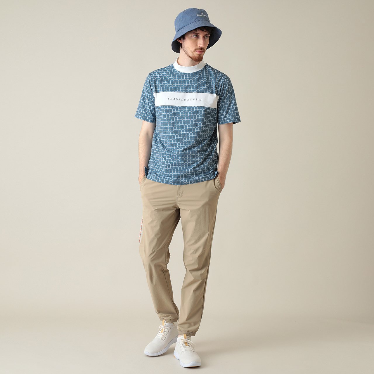 半袖チェストロゴプリントモックネック(MENS)