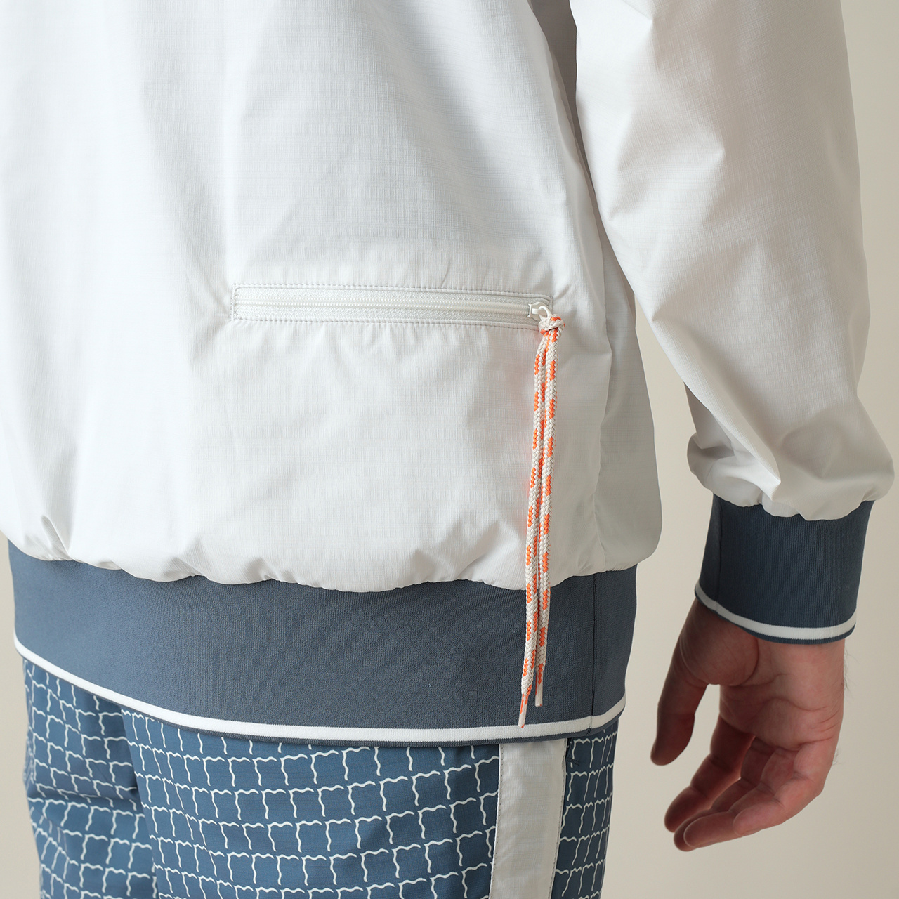 Vネックスニードジャケット(UNISEX)