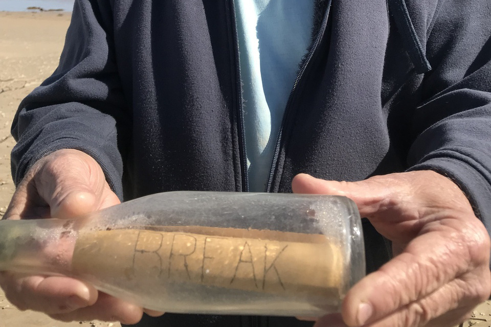 750x500-50-year-message-in-a-bottle.jpg