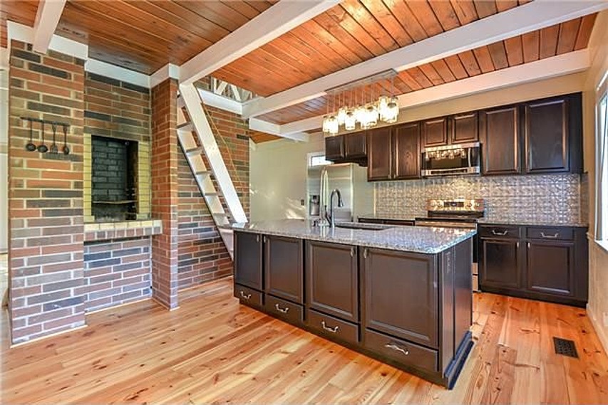 Incorporate exposed brick into your kitchen by pairing it with a range of materials Incorporate exposed brick into your kitchen by pairing it with a range of materials
