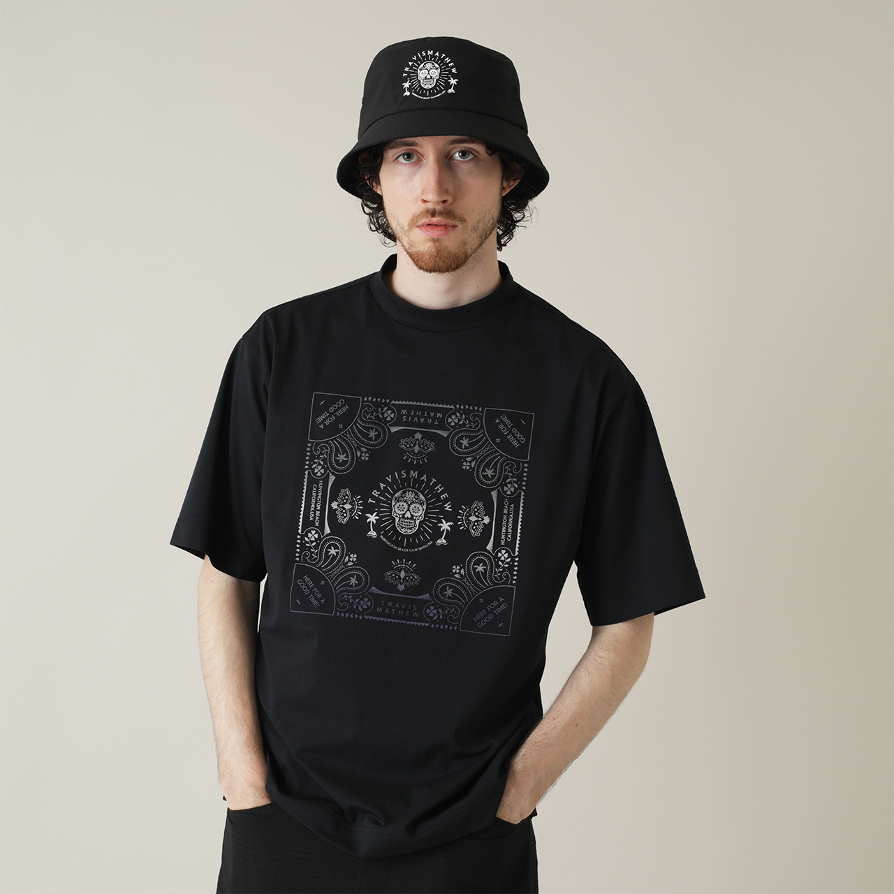 TRAVIS MATHEW リラックスシルエット プリント 半袖Tシャツ リラックスシルエット プリント 半袖Tシャツ(MENS)