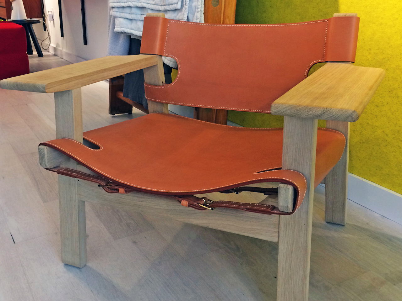BuzziBoutique offers very interesting shapes and designs. Leather strapped chair StyleBlueprint Atlanta