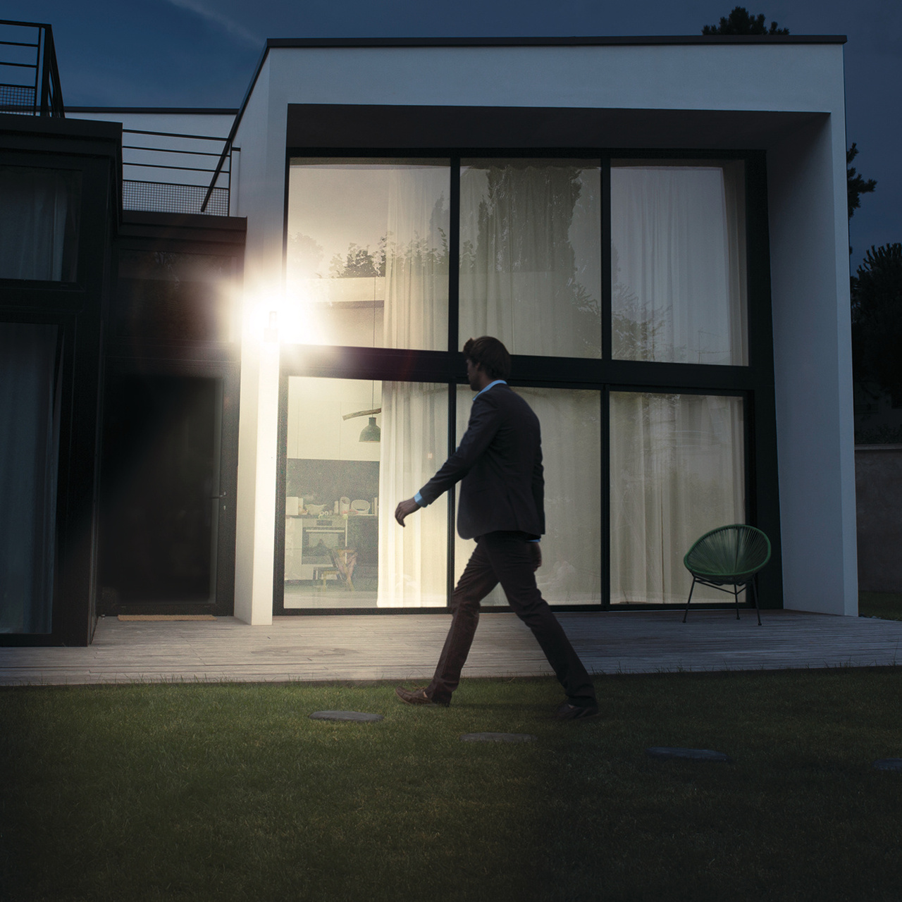 Netatmo smart outdoor camera with siren
