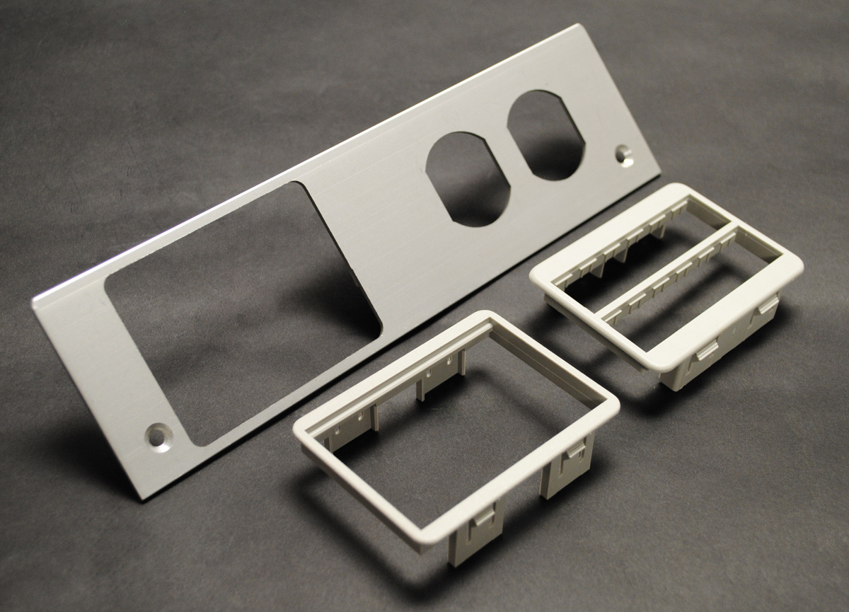 AL241S-HB Lab Bench Work Surface Portal Faceplate