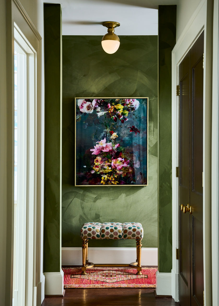 Suede Lounge gallery 3