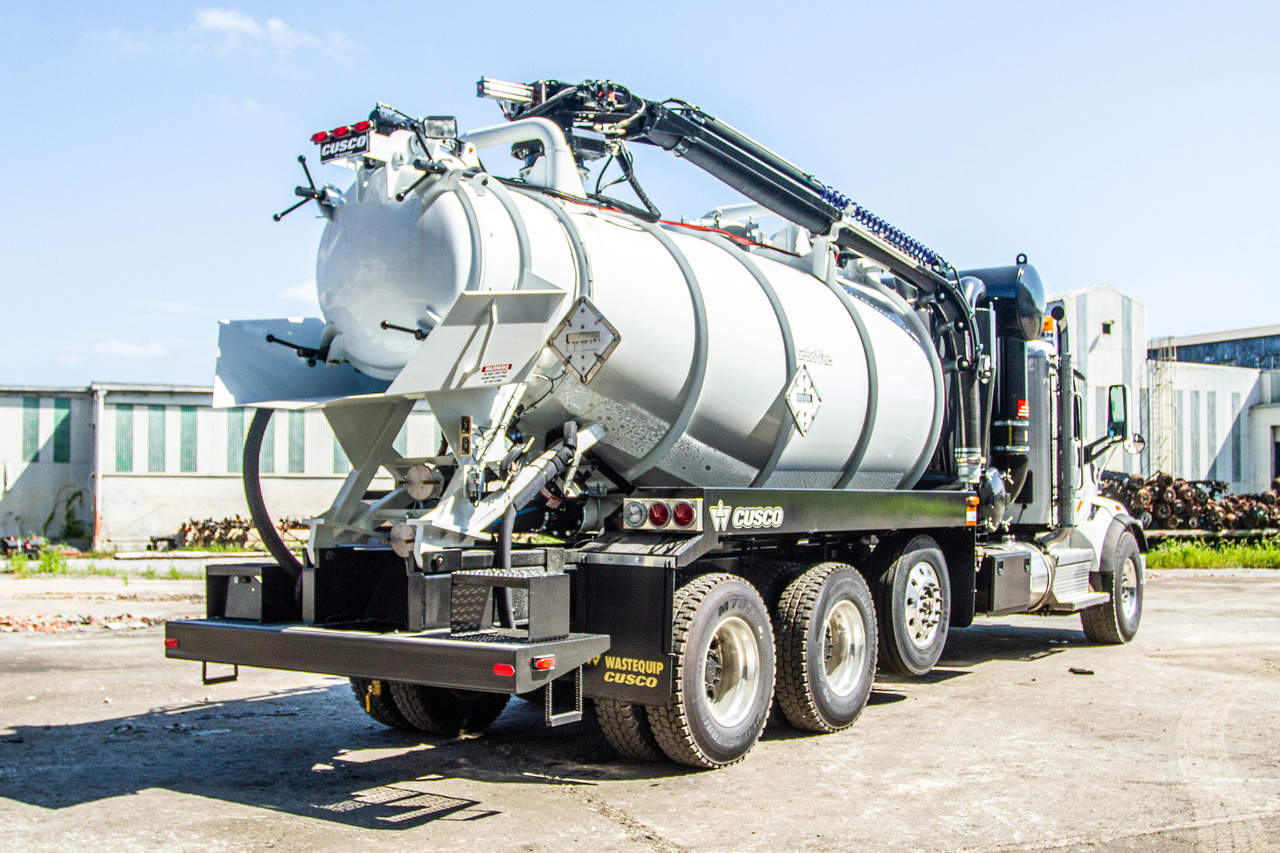 2020 Peterbilt 567 8x4 CUSCO TurboVac 3627BHL Hydrovac Truck For Sale