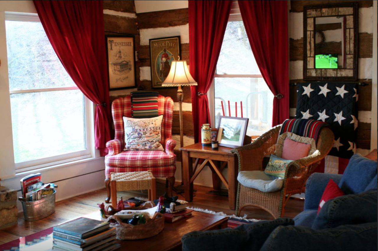 Escape for a weekend in Lynnville Escape for a weekend in Lynnville