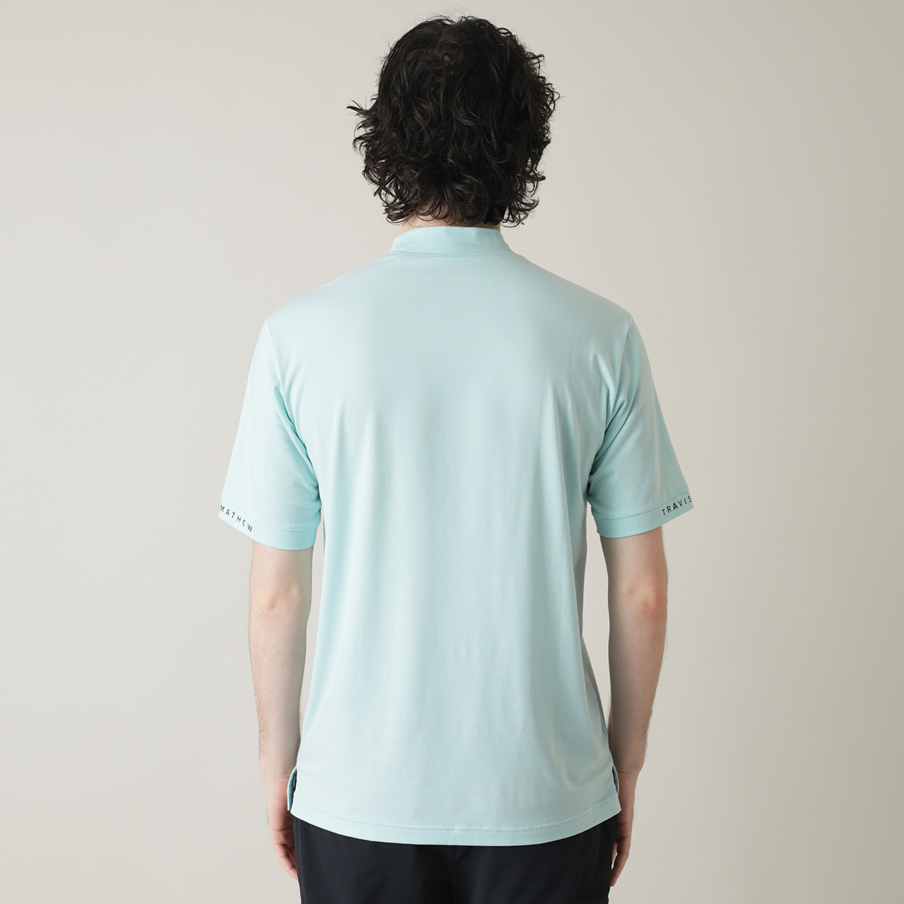 ソフトタッチ ロゴプリント 半袖モックネック(MENS)