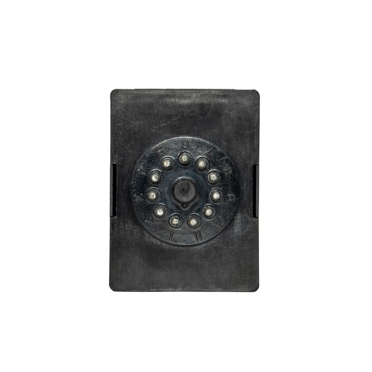 llc6-210f10m-back-2