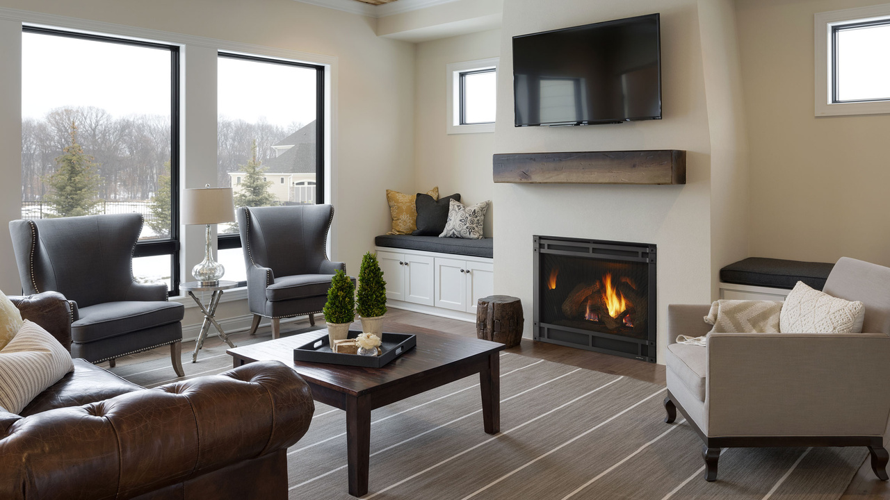 8000 Series Indoor Gas Fireplace Heat & Glo