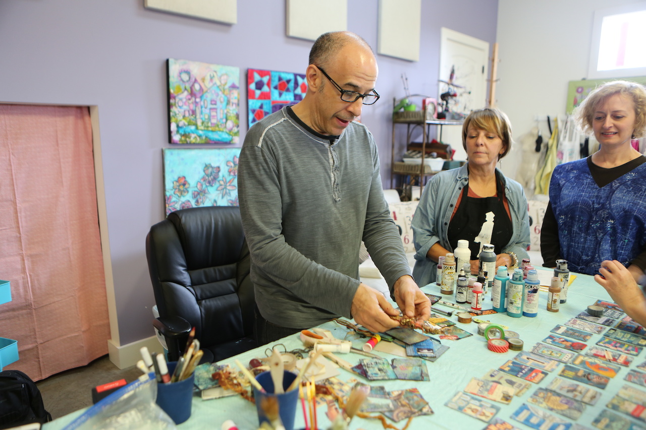 Ephemera owner Kristin invites guest artists to teach classes to eager artists-in-training. Ephemera owner Kristin invites guest artists to teach classes to eager artists-in-training.