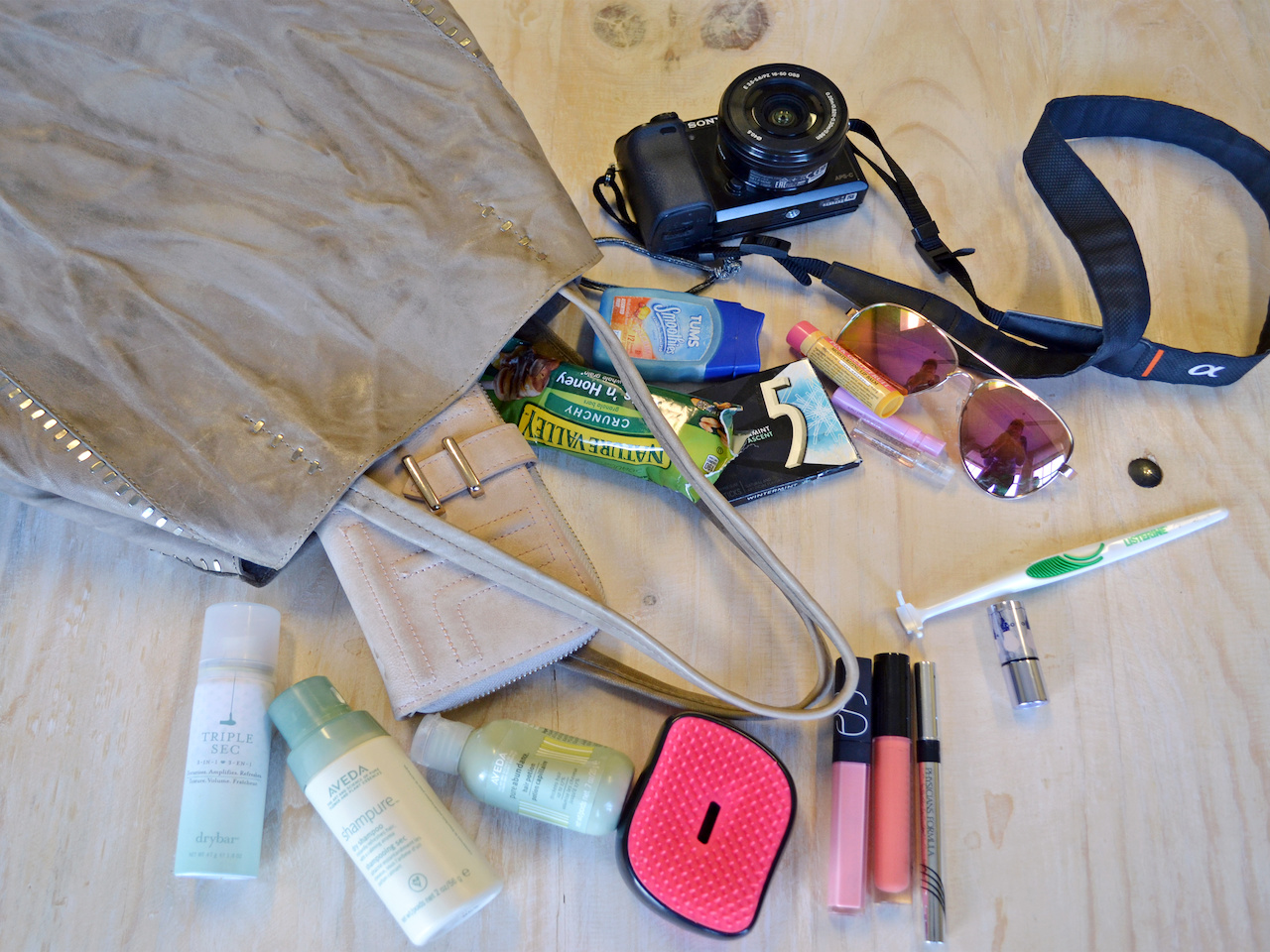 this bag is gorgeous What's in our bag this summer?