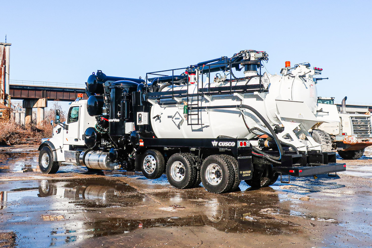 2020 Peterbilt 567 8x4 CUSCO MasterVac 5327 NON HD Hydrovac Truck For