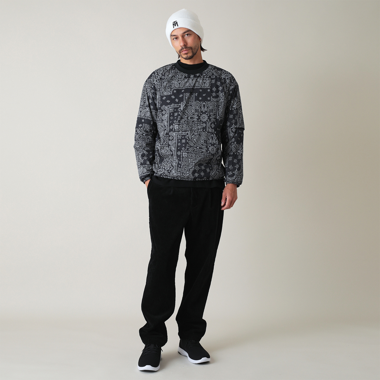 visvimコーデュロイパンツ 黒 Mサイズ Boys beさんご着用 カーブパンツ メンズ コーデュロイパンツ [M