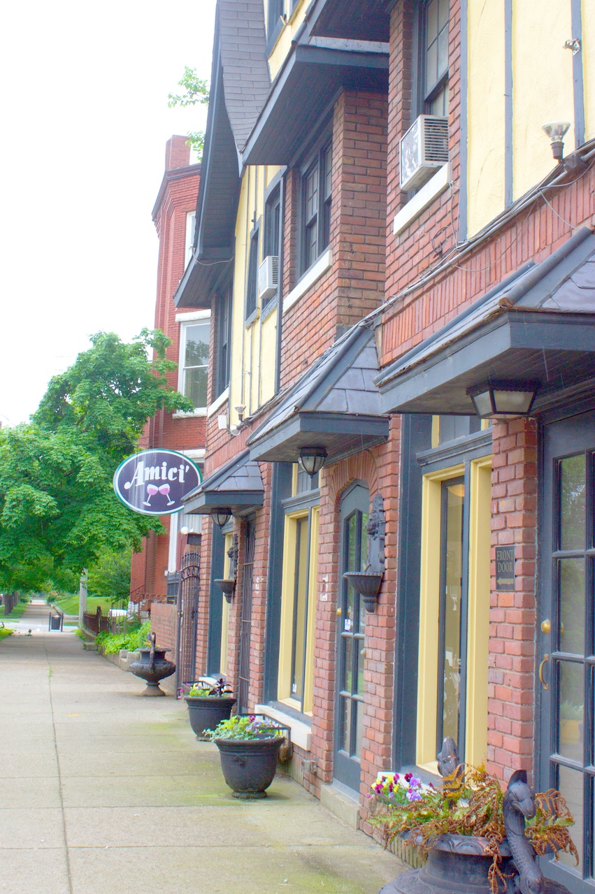 The charming Amici Cafe walking old louisville