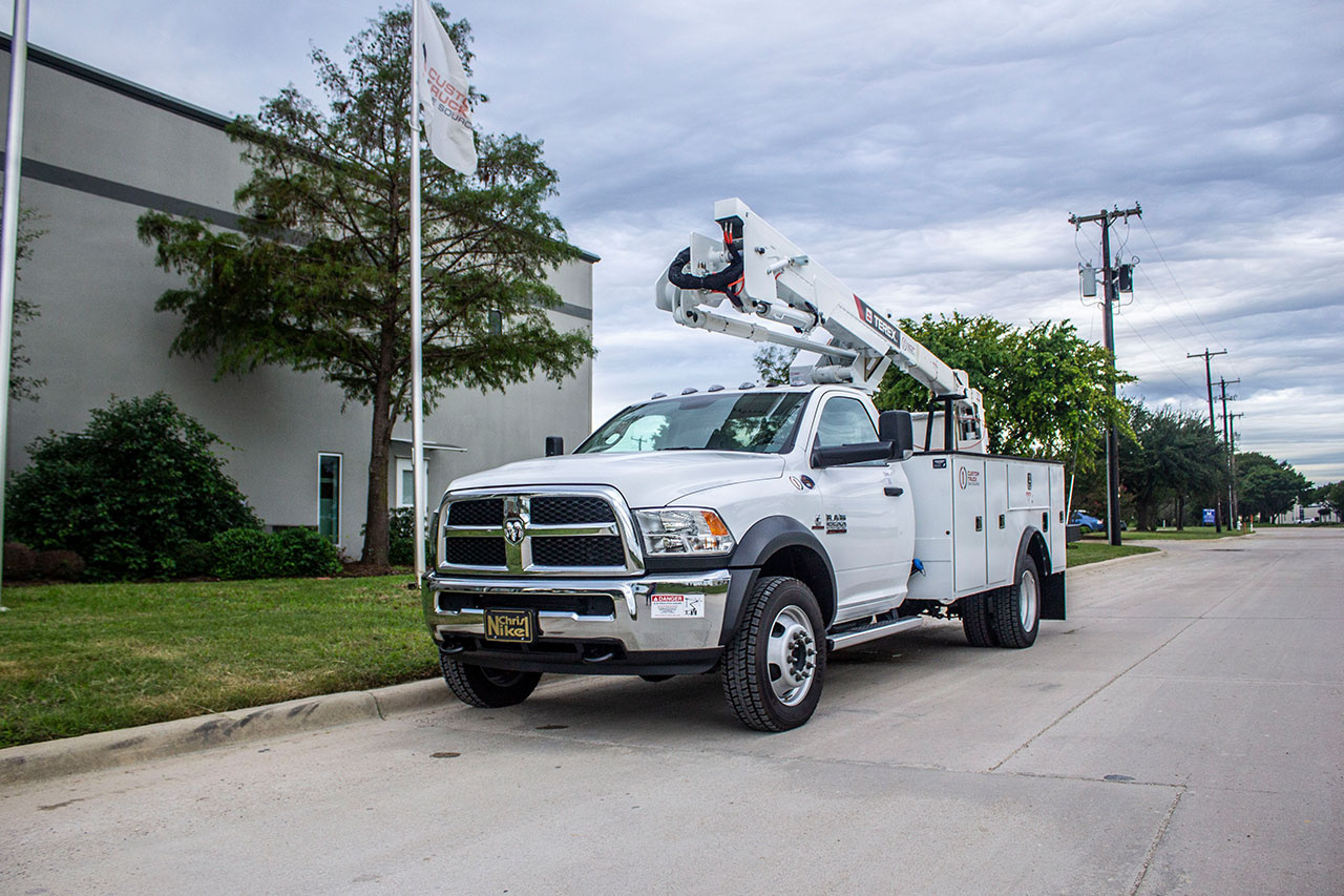 40 ft Distribution Bucket Truck Rental Custom Truck One Source