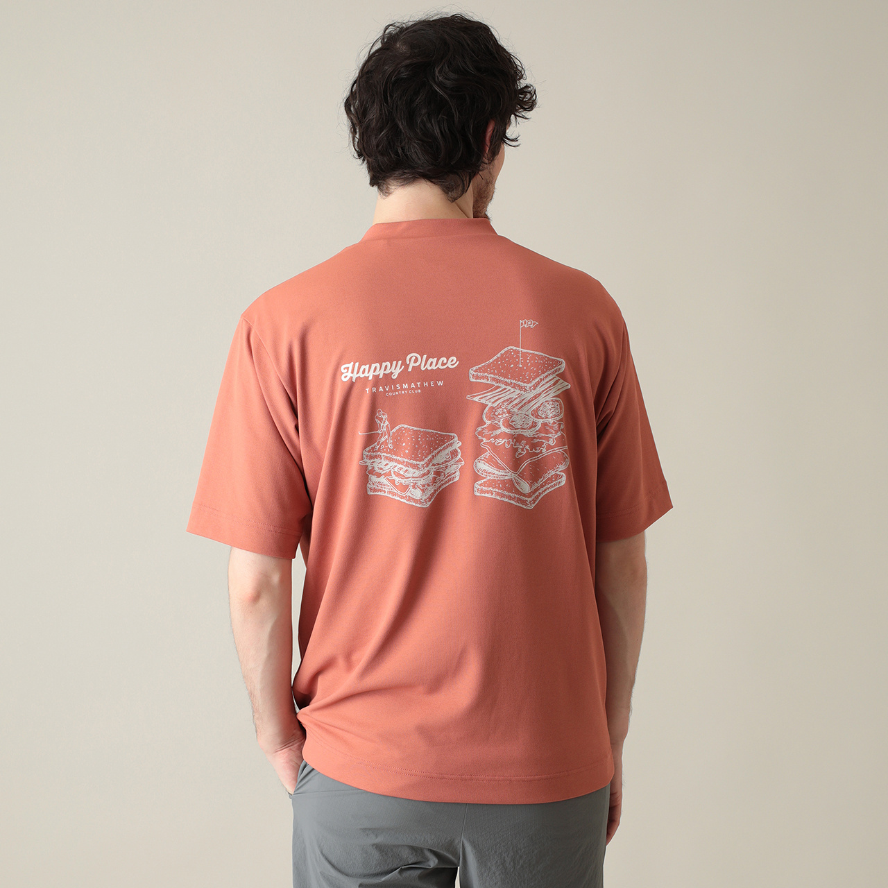 半袖バックプリントリラックスモックネック(MENS)