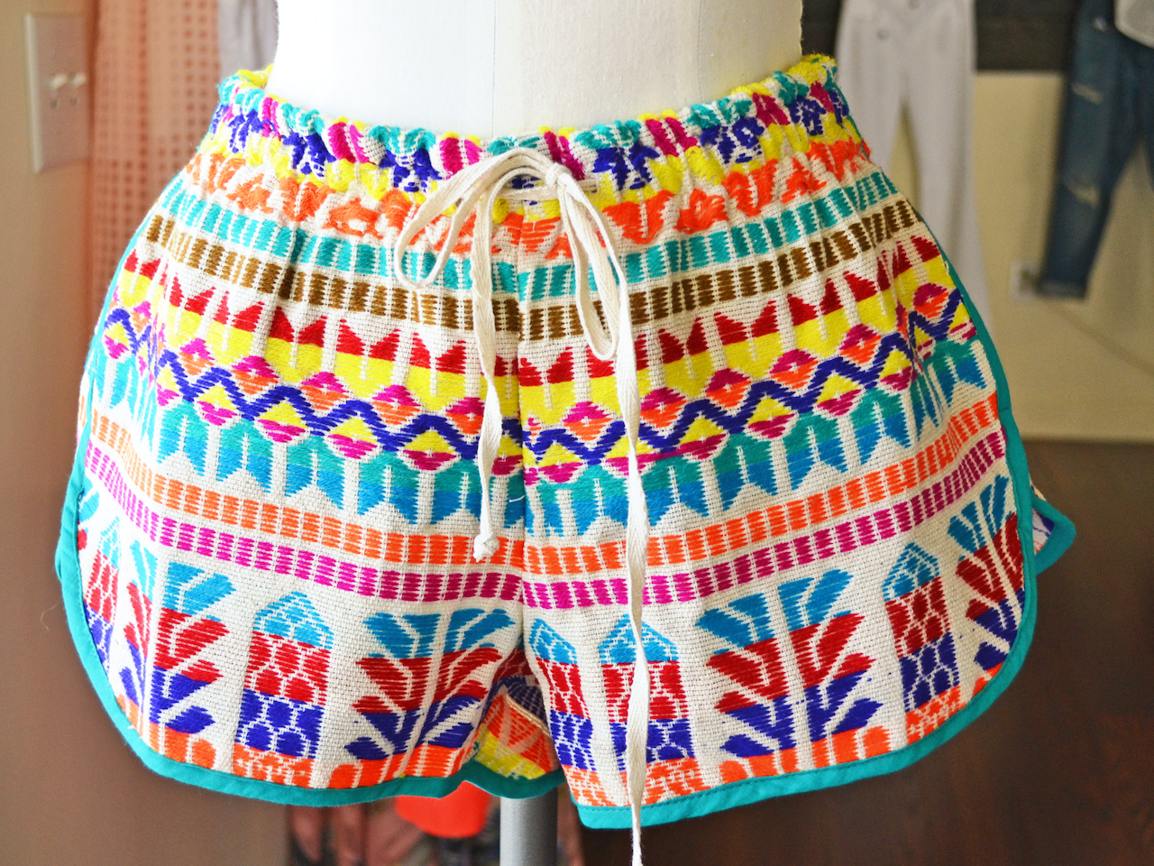 Perfect length and fit like running shorts. Great shorts at Collections that look great with any top.
