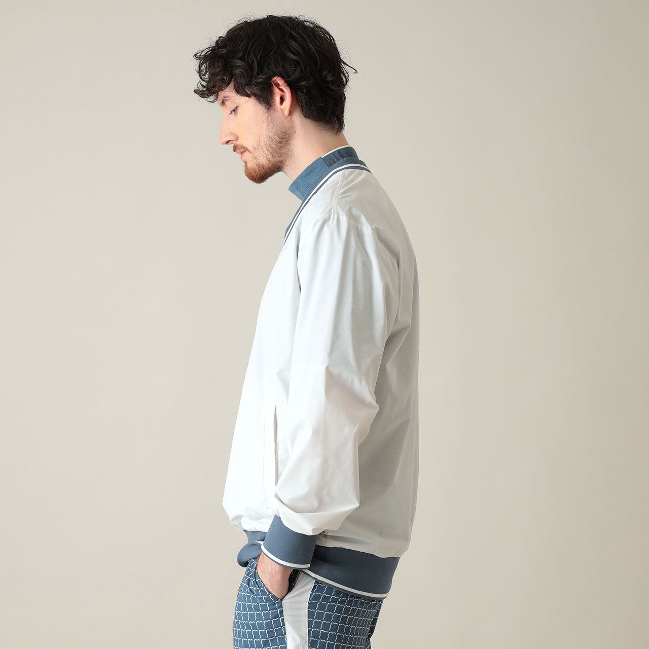 Vネックスニードジャケット(UNISEX)