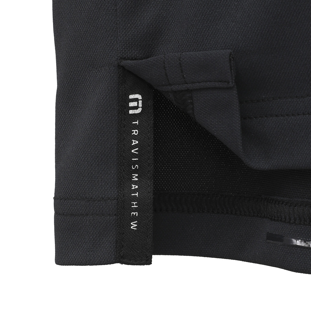 【新品未使用】TRAVIS MATHEW フィールドセンサー 半袖モック M 石川遼プロ着用】フィールドセンサー ツアーロゴ 半袖モック