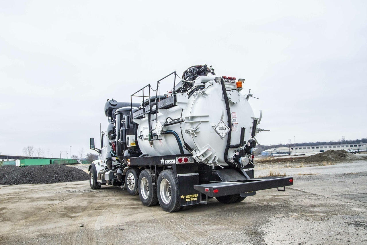 2019 Peterbilt 567 8x4 CUSCO MasterVac 5327 DOT Hydrovac Truck For Sale