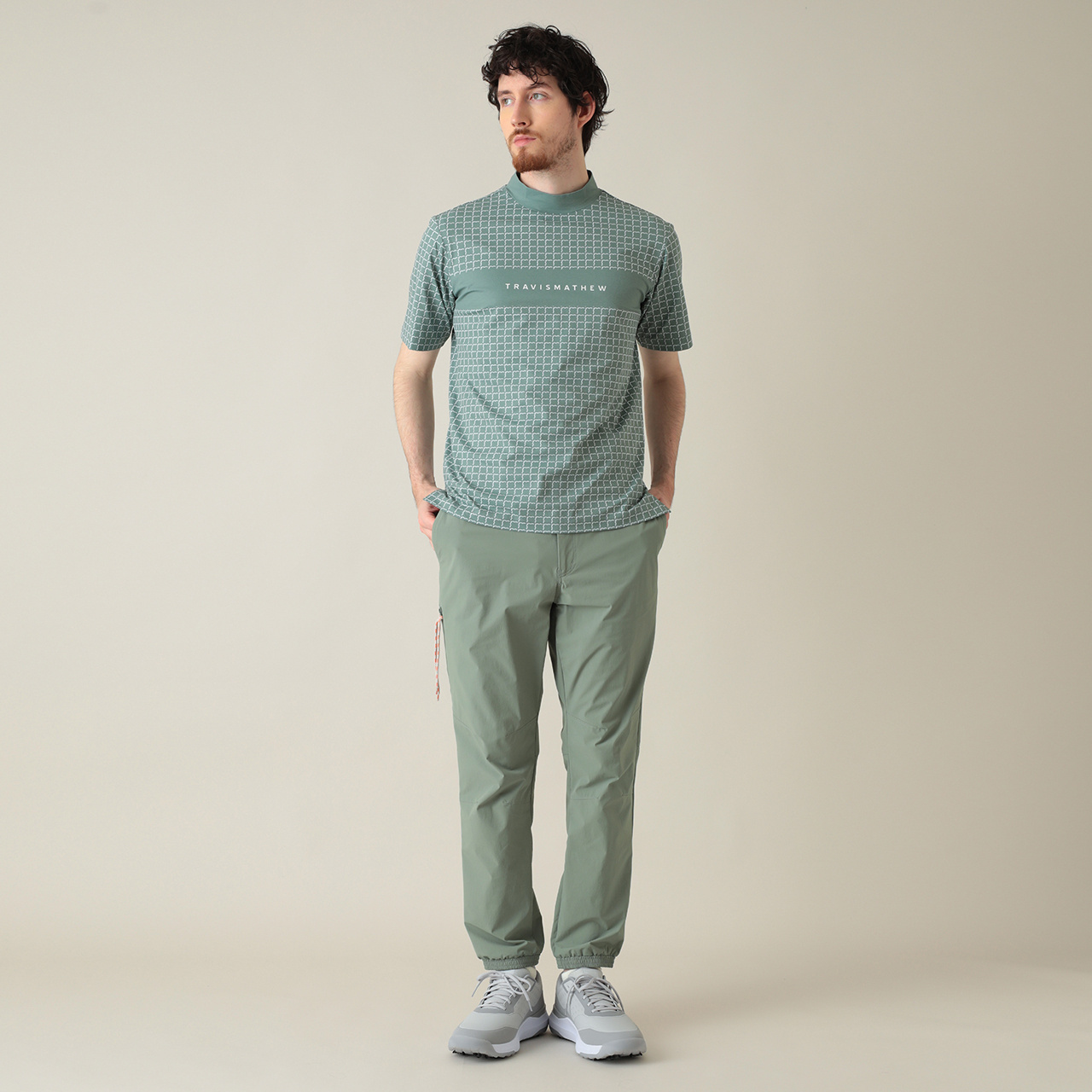 半袖チェストロゴプリントモックネック(MENS)