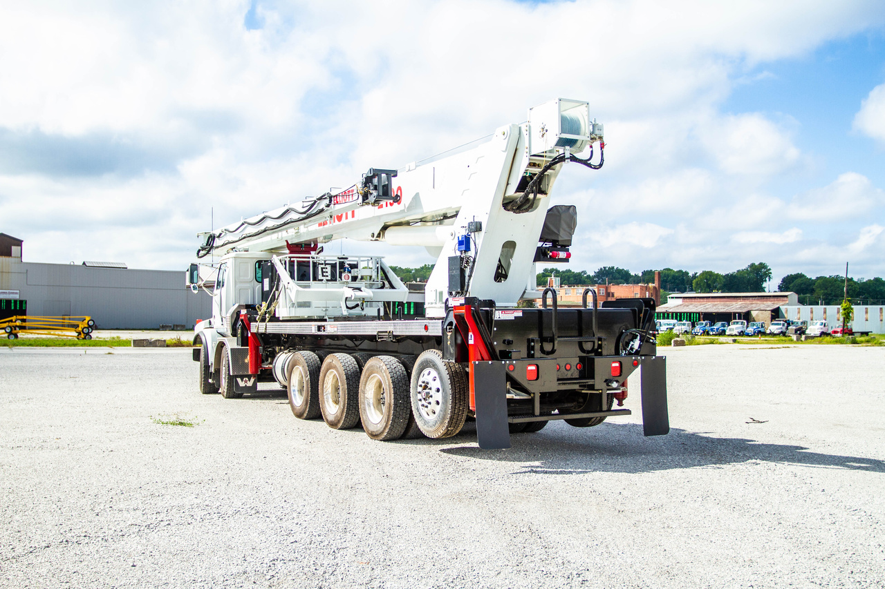 190 ft Aerial Rental - Custom Truck One Source