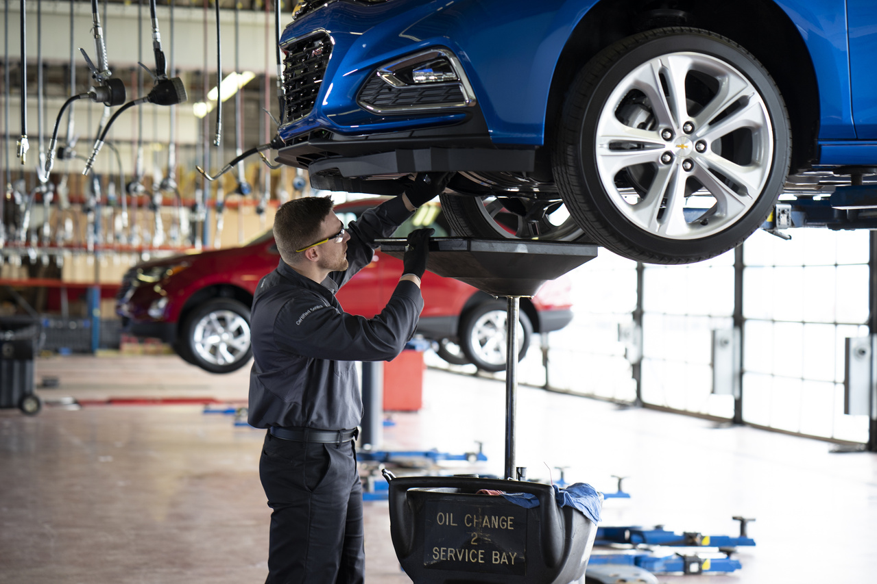 Oil Change Service in Okeechobee Gilbert Chevrolet