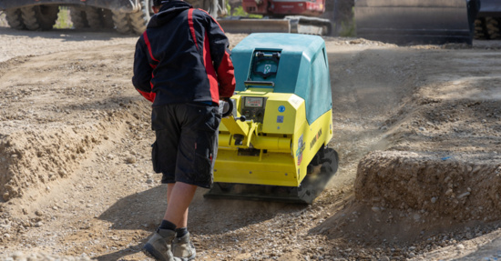 APH 110/95 - Premiere Hydrostatic Plate Compactor