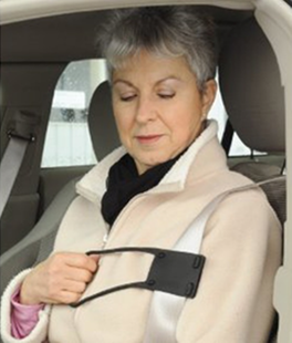 Grab & Pull Seatbelt Reacher