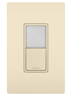 radiant® Single-Pole/3-Way Switch with Night Light