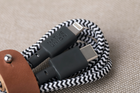 Ladegeräte, USB-C Kabel und Adapter für Smartphones