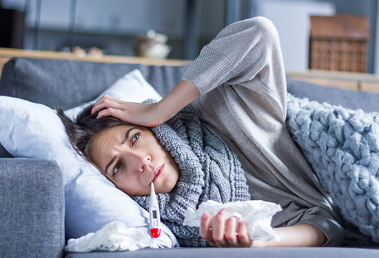 How to tell the difference between COVID-19 vs flu - Advances: Medical News  for Patients | NewYork-Presbyterian